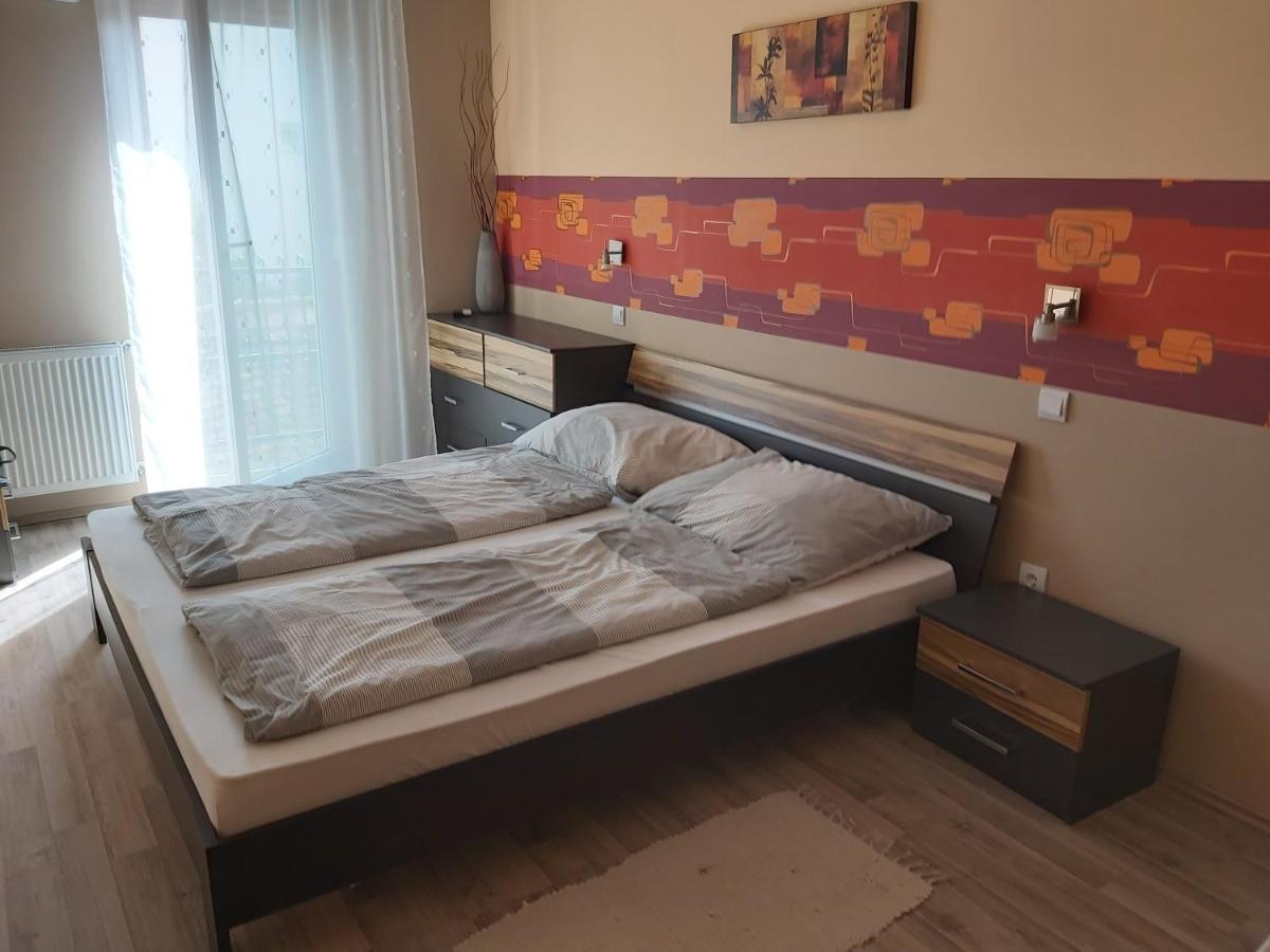 Place Apartment
